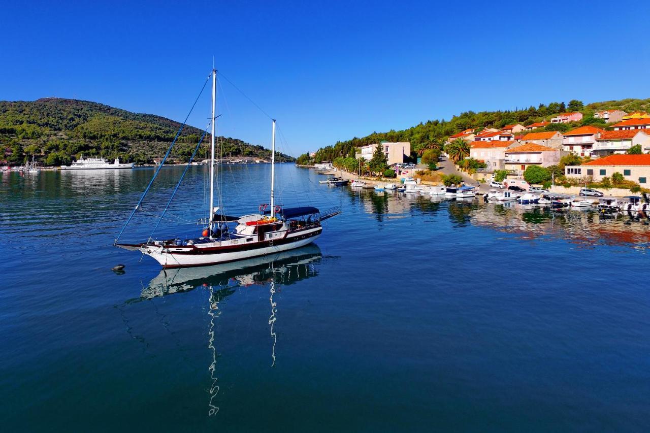 Apartment Penthouse J&a Vela Luka