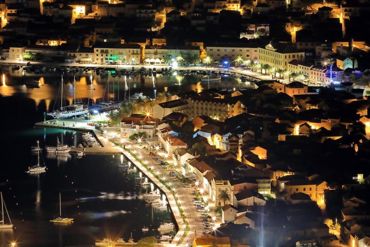 Apartment Penthouse J&a Vela Luka